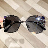 Luxury Brand Designer Sunglasses High Quality Rhinestone Sun Glasses Big Diamond Bling Eyeglasses Fashion Shades for Women Uv400