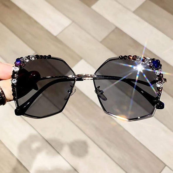 Luxury Brand Designer Sunglasses High Quality Rhinestone Sun Glasses Big Diamond Bling Eyeglasses Fashion Shades for Women Uv400