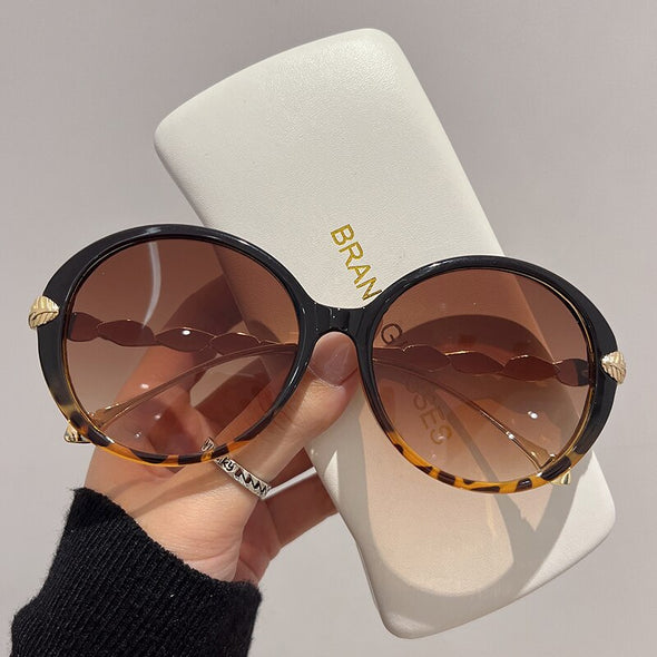 New Vintage Round Frame Sunglasses Gradient Colorful Trendy Fashion Women Female Eyewear Luxury Brand Designer Shades for Ladies
